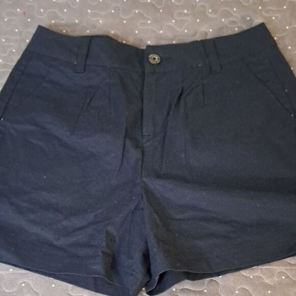 Columbia Women's Blue 4 inch Shorts size 6 - Picture 1 of 5